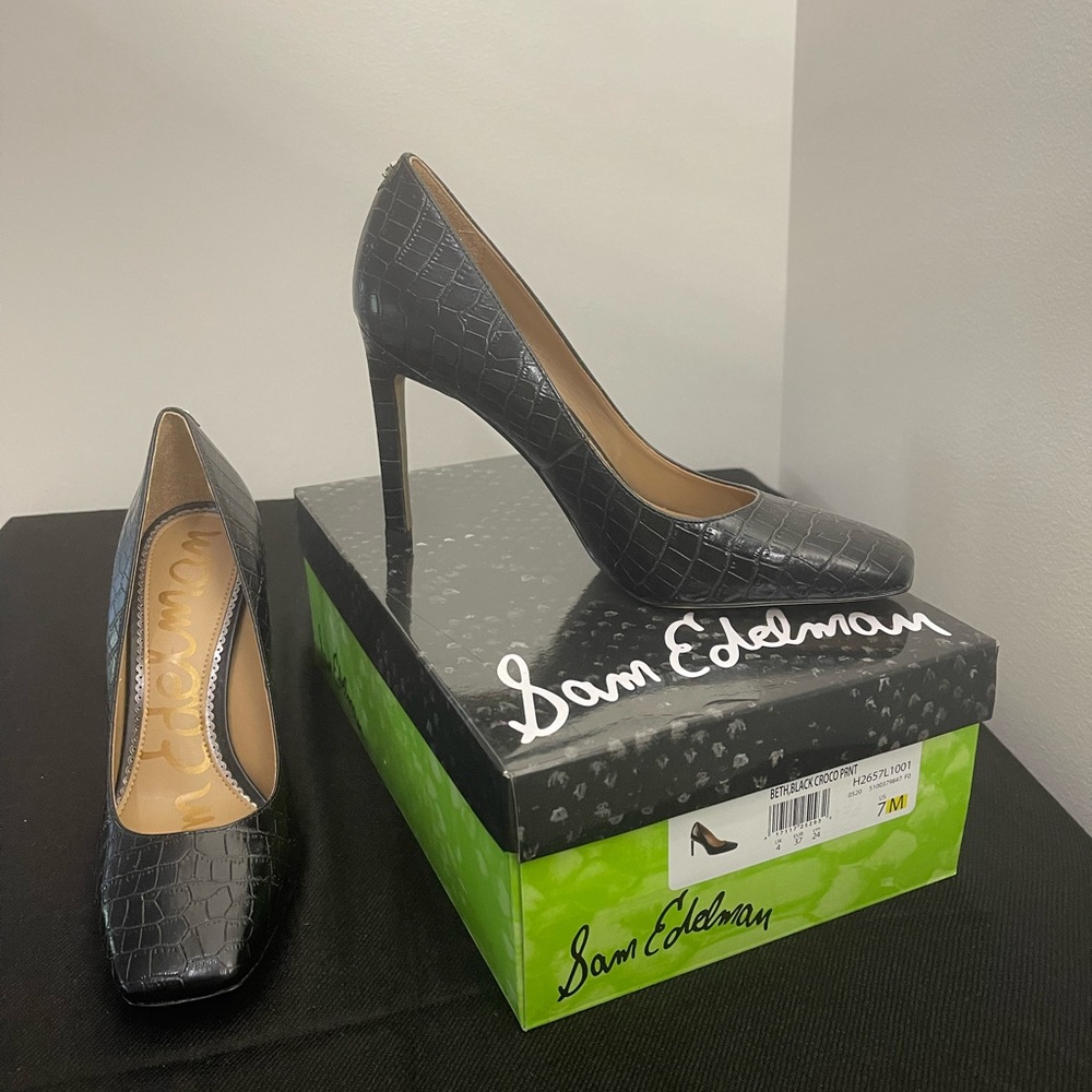 Sam Edelman Beth Square-Toe Pump Black Croc Print